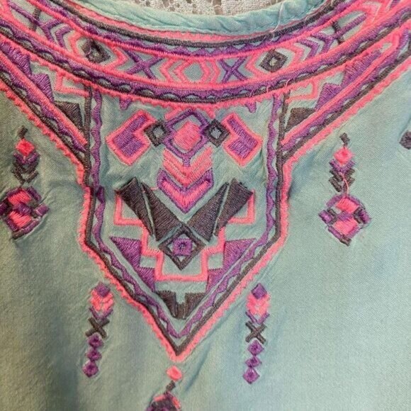 PAPAYA Women's Aztec Adjustable‎ Spaghetti Strap Cami Top - Picture 4 of 5